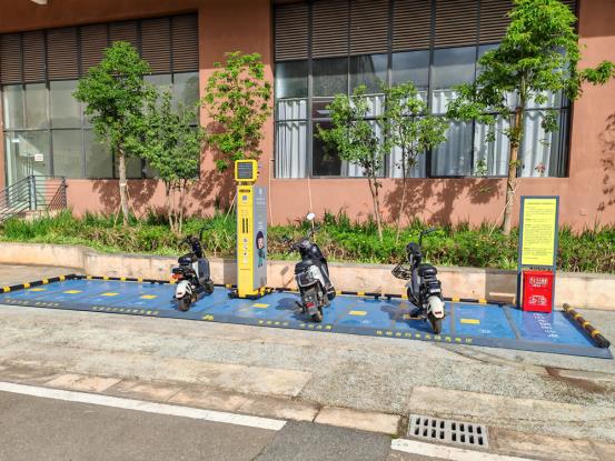 電動(dòng)自行車無(wú)線充電樁，電動(dòng)摩托車無(wú)線充電站，電動(dòng)兩輪車智能無(wú)線充電，共享電單車智能無(wú)線充電樁